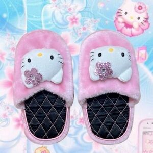 SANRIO VINTAGE HELLO KITTY PINK PLUSH SLIPPERS